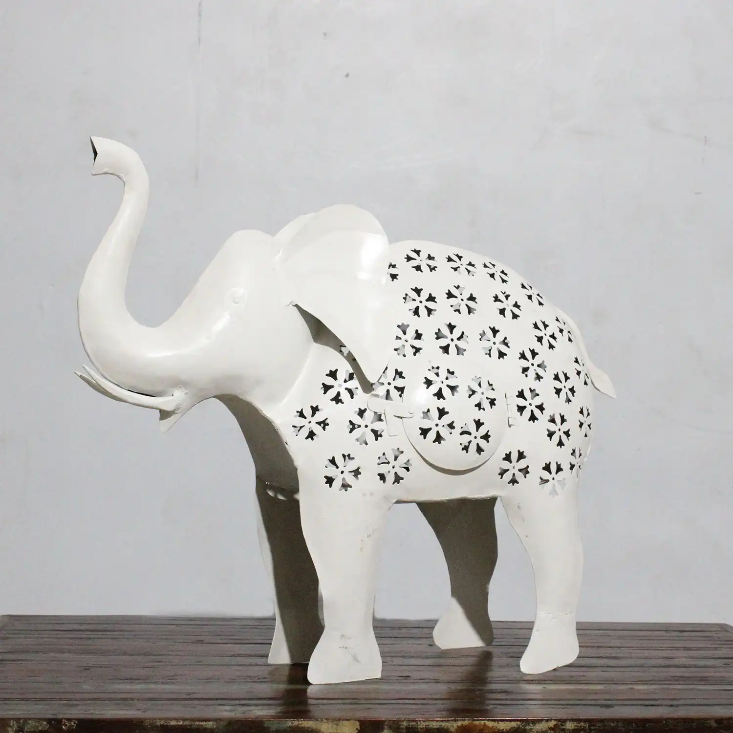 White Colored Decorative Elephant Shape Candle Holder - popular handicrafts